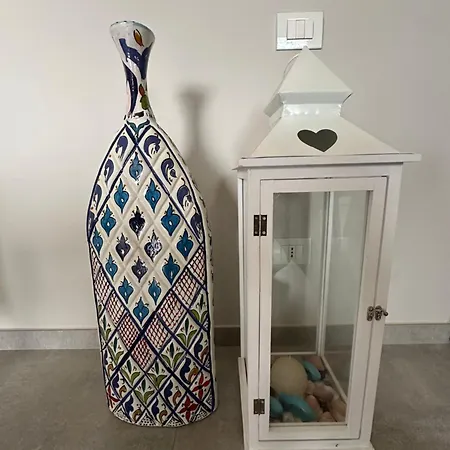 Rebecca House Apartment
