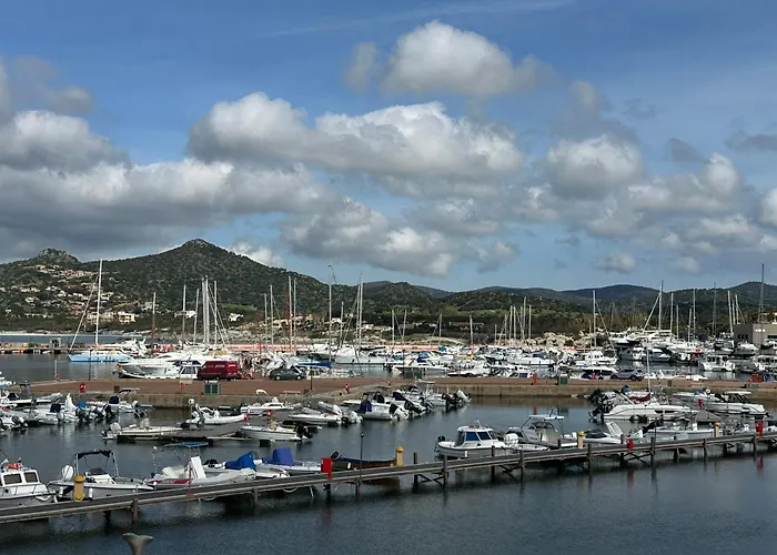 Rebecca House וילסימיוס