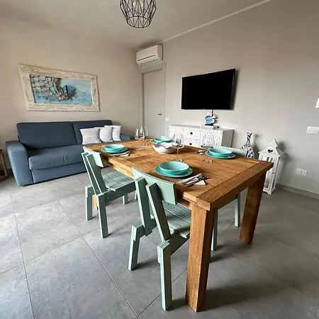 Rebecca House * וילסימיוס