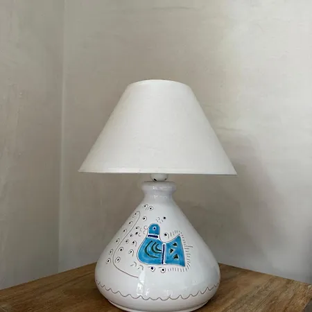 דירה Rebecca House *